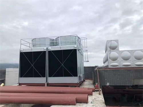 冷卻塔是一種重要工業循環用水裝置(冷卻塔的模板用